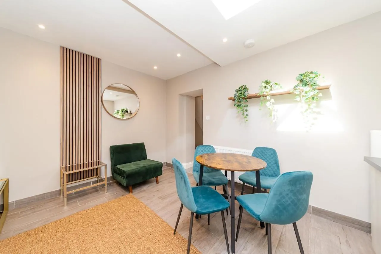 Four Bedroom Town House Next To Brighton Station Sv United Kingdom