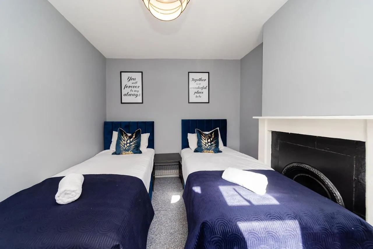 Four Bedroom Town House Next To Brighton Station Sv United Kingdom